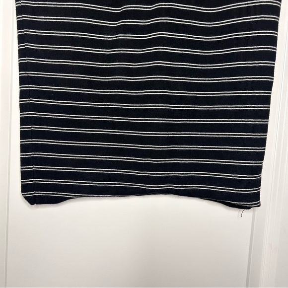 White House Black Market Pinstripe Black and White Stretchy Pencil Skirt Small - Picture 2 of 7